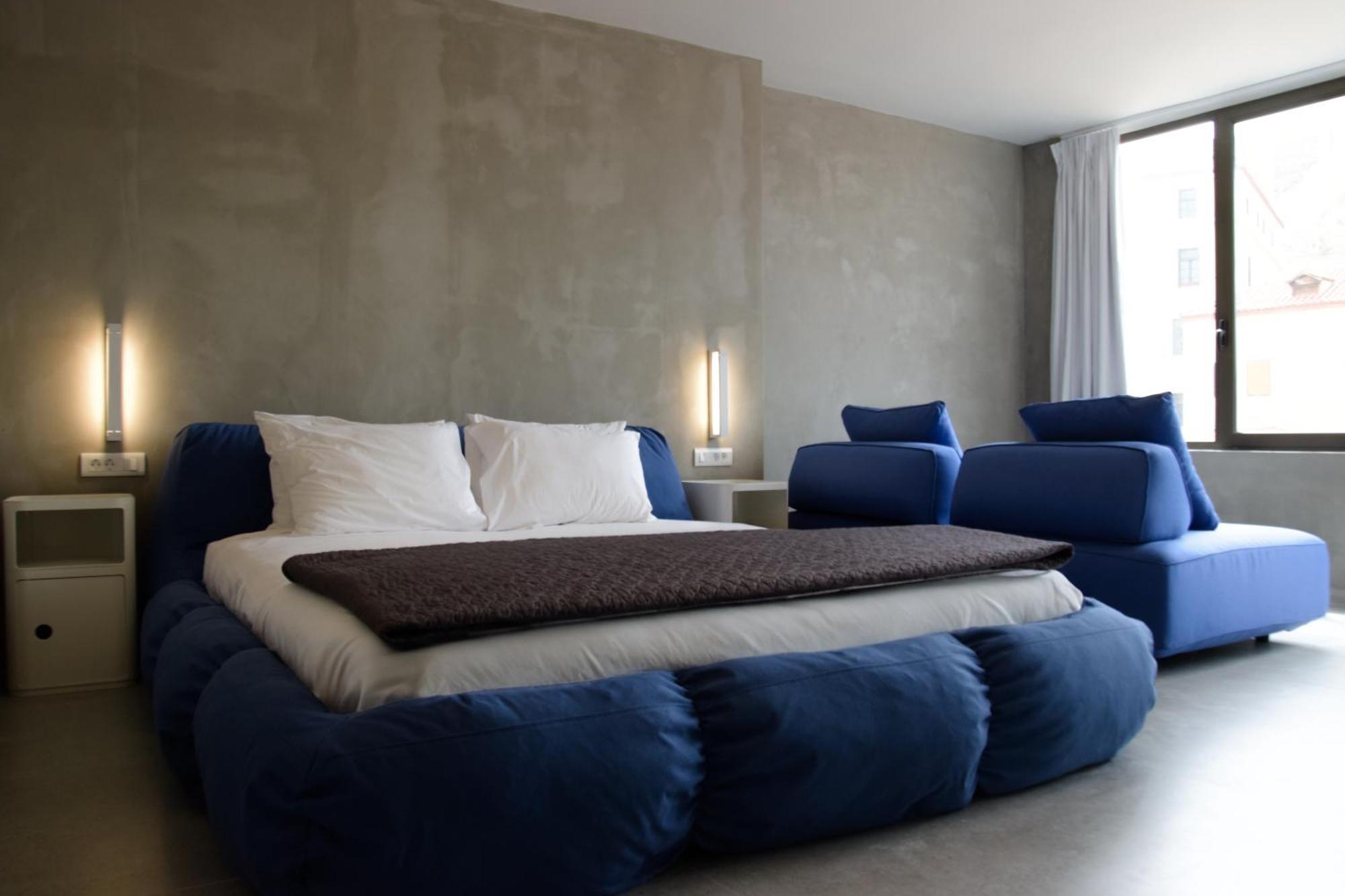 99 Adrianou Apartments Atene Esterno foto